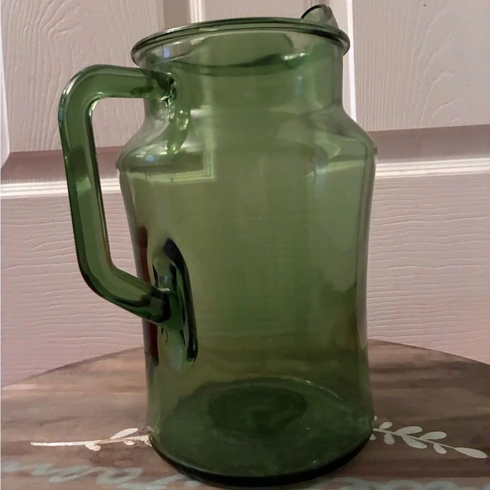 Vintage MCM Avocado Green Glass Pitcher with Ice Lip, 9.5” tall